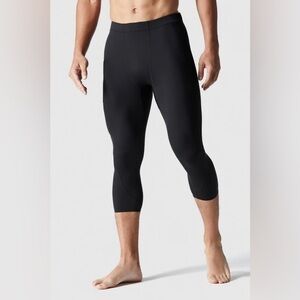 NWT Fabletics Men's The Baseline Tight 3/4 Black